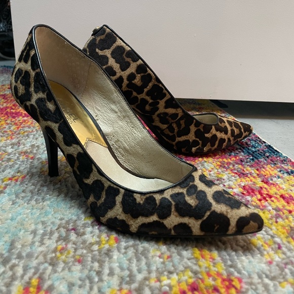 Michael Kors Leopard Print Heels - Picture 1 of 6